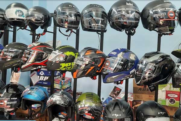 Helmet dealers store